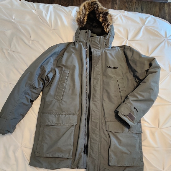Marmot Parka Jacket - Picture 10 of 10